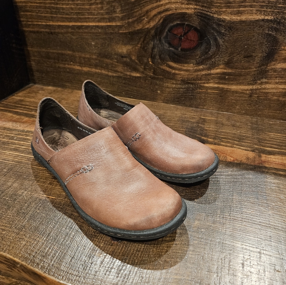 Women’s Brown Leather Slip-On Leather Flats